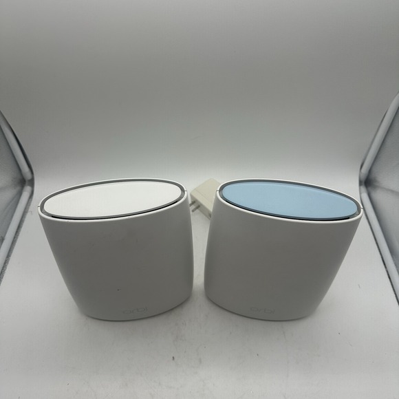 Netgear Orbi Mesh Tri-band AC3000 Router RBR50 Router with RBS50 Satellite‎ - Picture 2 of 6